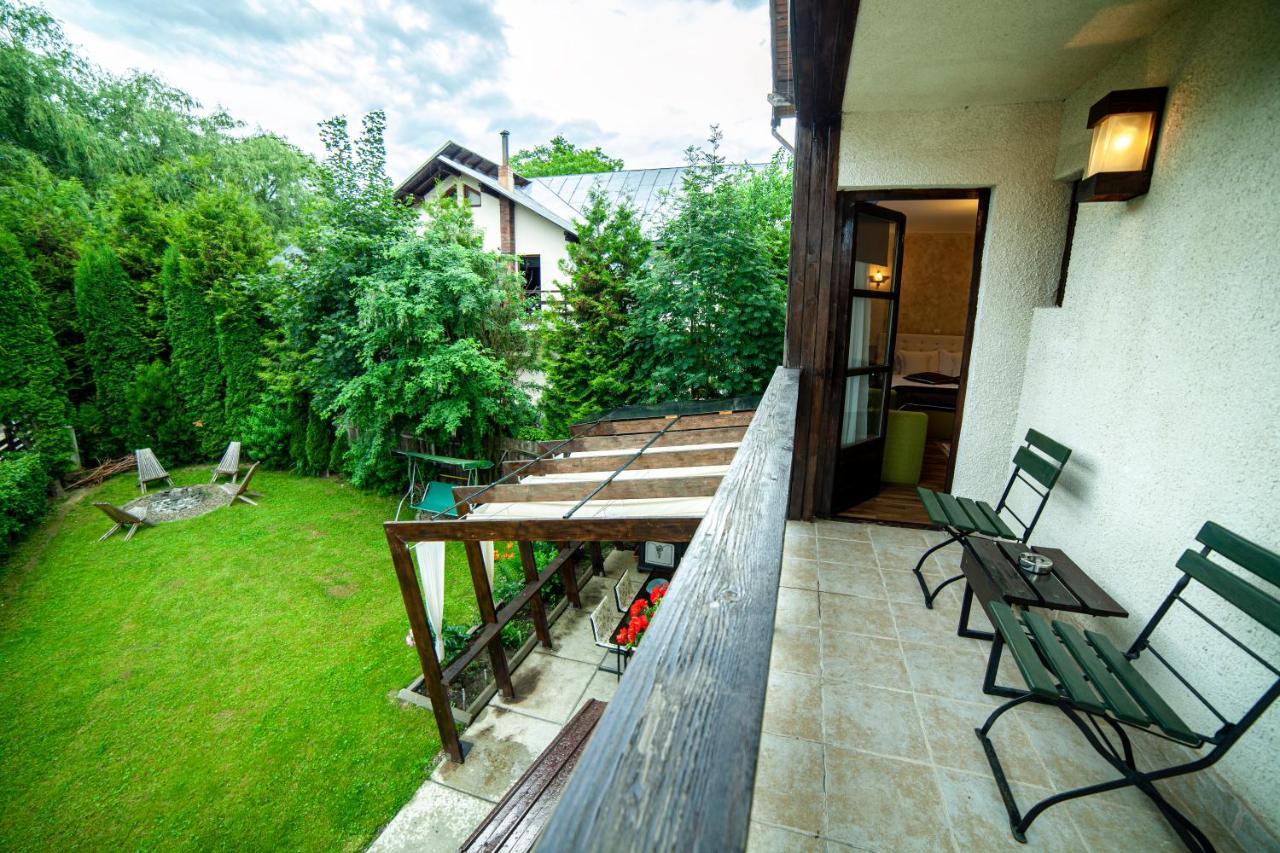 Hotel Casa Traian Sinaia Exterior foto